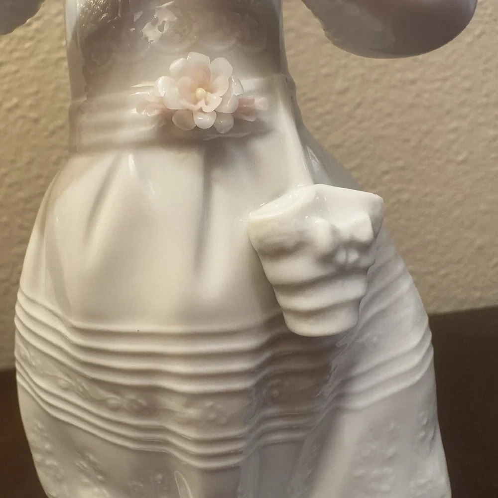 Lladro #6089 communion